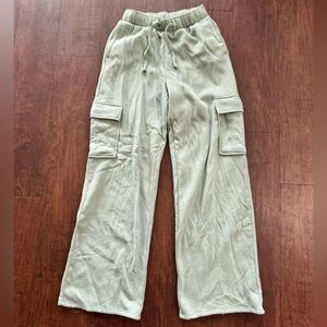Gilly Hicks Sage Active Wide Leg Cargo Sweatpants